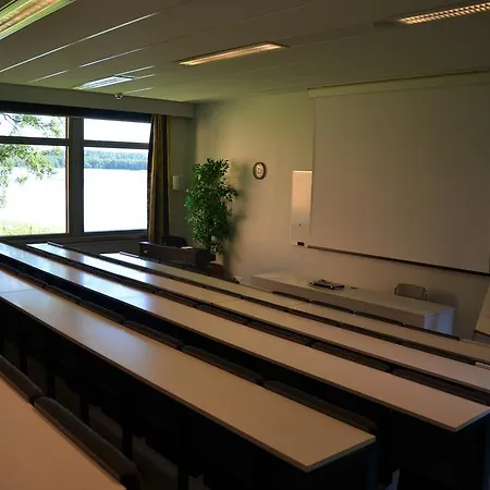 Oda ve Kahvaltı Pappilanniemi Course Centre