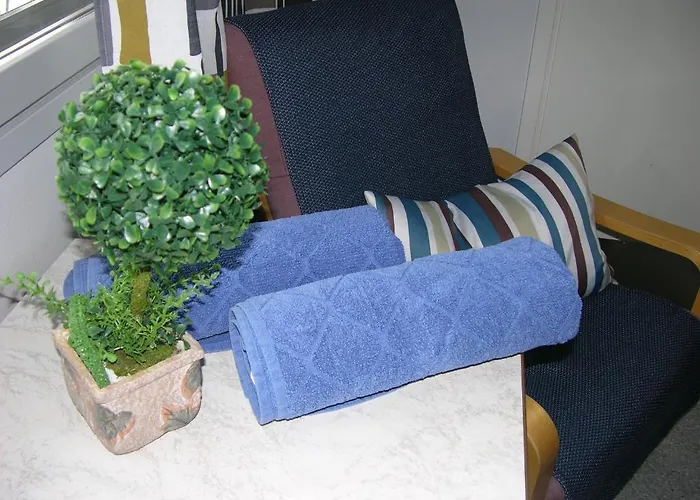 Pappilanniemi Course Centre Couette-café 3*